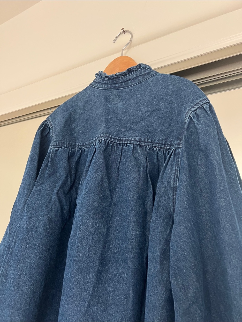 GAP Navy Ruffled Denim Button-Down Top - Picture 7 of 7